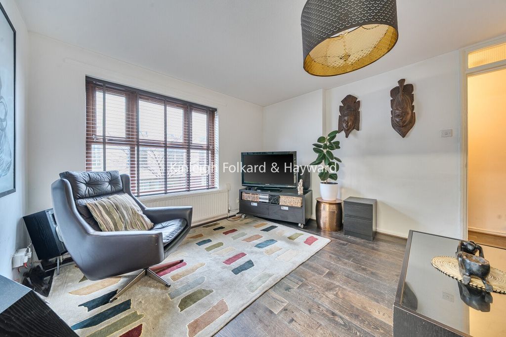 Property photo 1 of 16 Picture No. 02