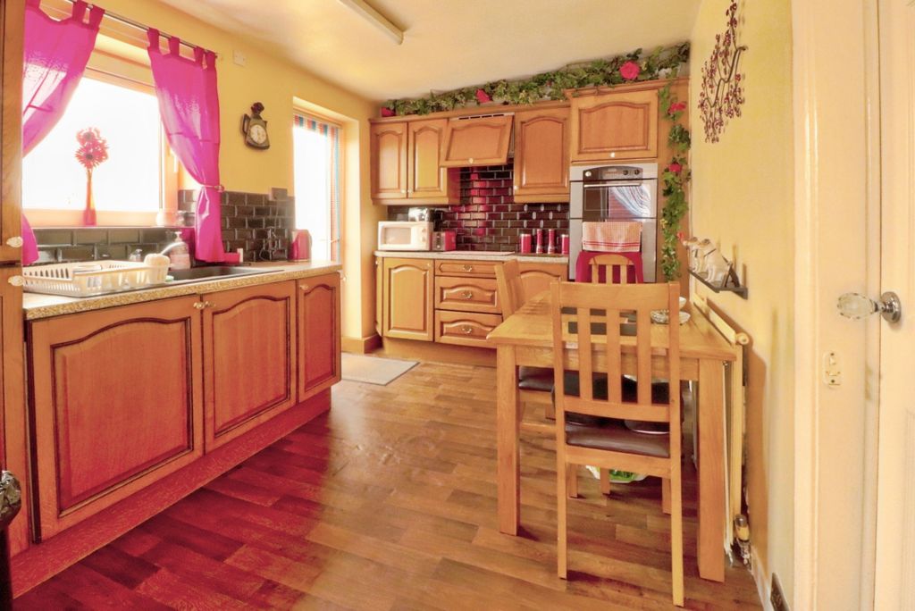 Property photo 2 of 18 8994d6d2-Img_5606_7_8