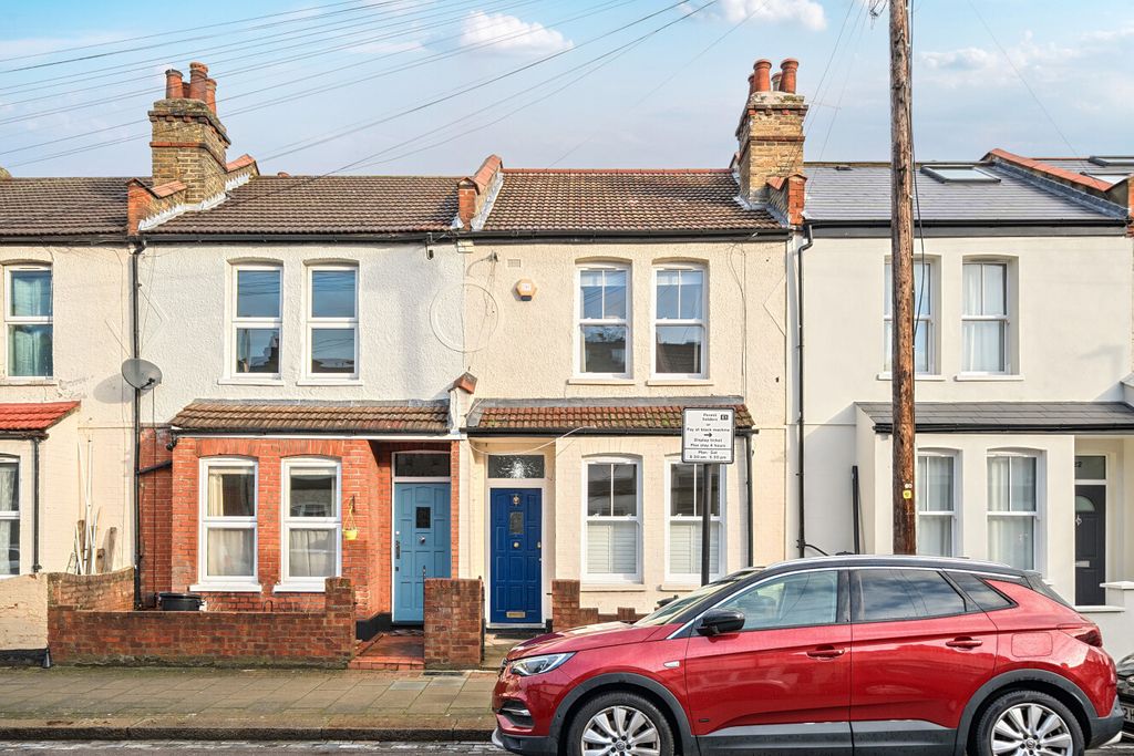 Property photo 1 of 13 1401375-2-697200A...