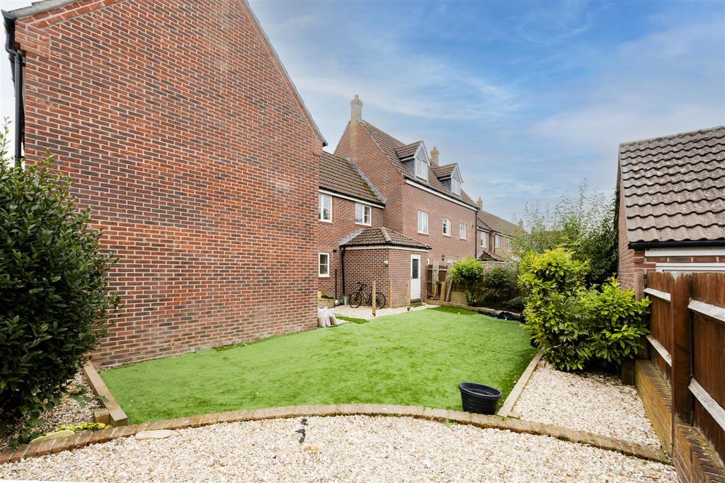 Property photo 3 of 19 Hosey_-19.Jpg