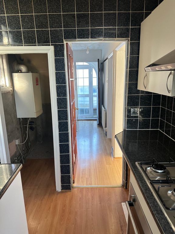 Property photo 3 of 10 4800813