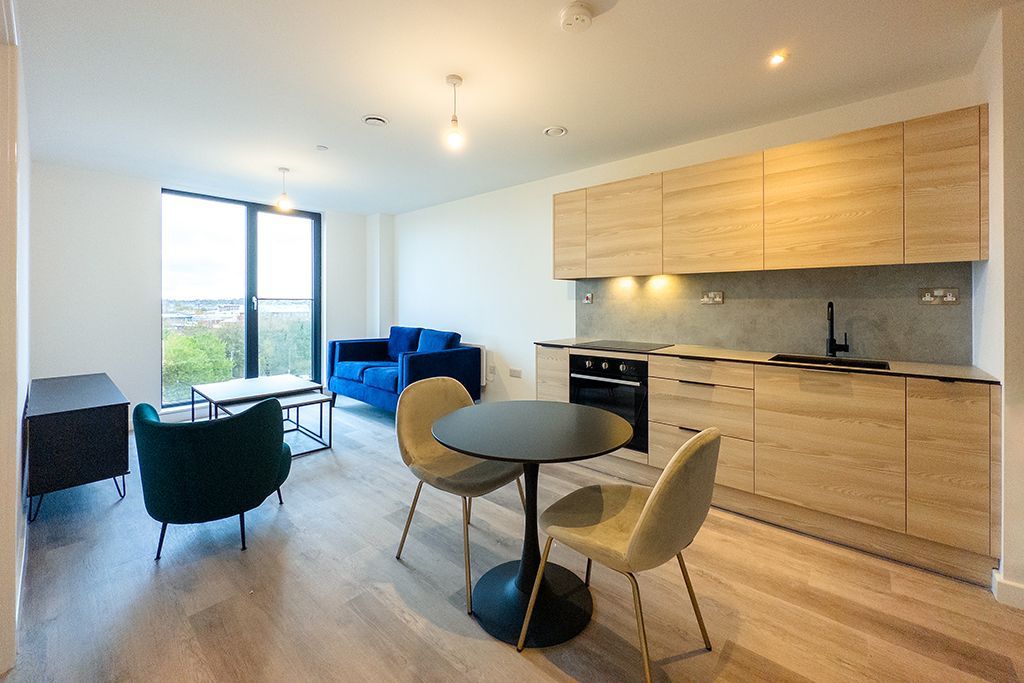 Property photo 1 of 12