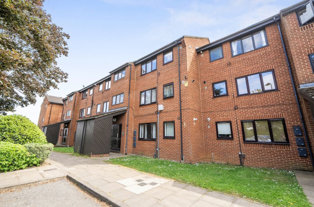 Property photo 1 of 10 1459250-2-6A032Af...