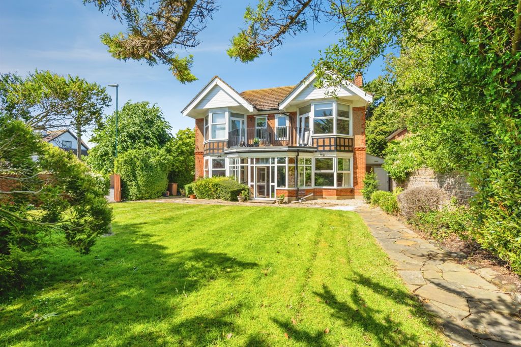 Property photo 2 of 11