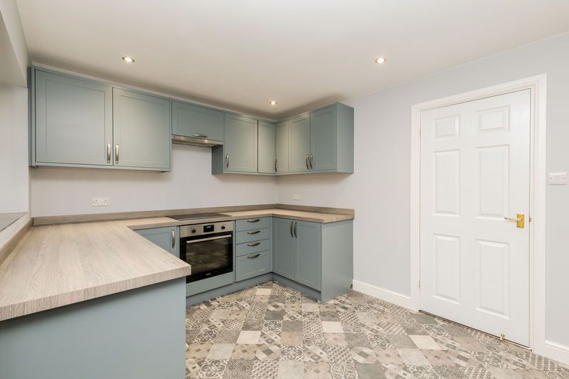 Property photo 2 of 24 Photo 12