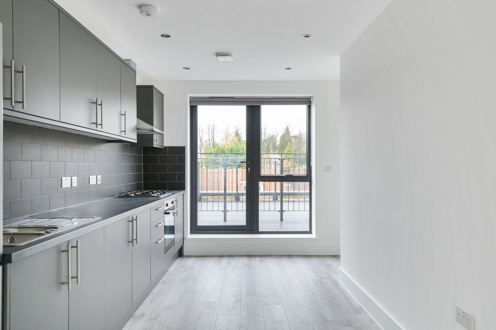 Property photo 1 of 10 792289 (5)