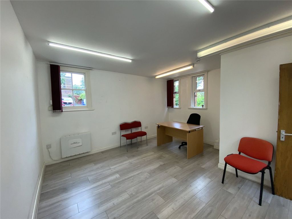 Property photo 3 of 3 Picture No. 03