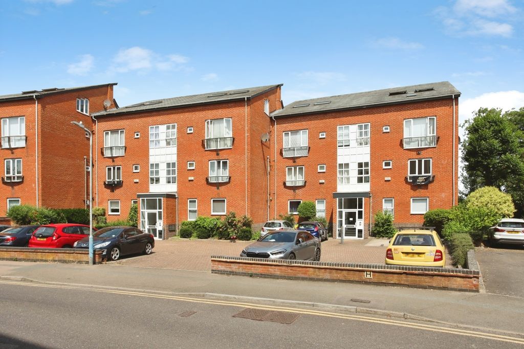 Property photo 1 of 19 Pbox-Img.Jpg