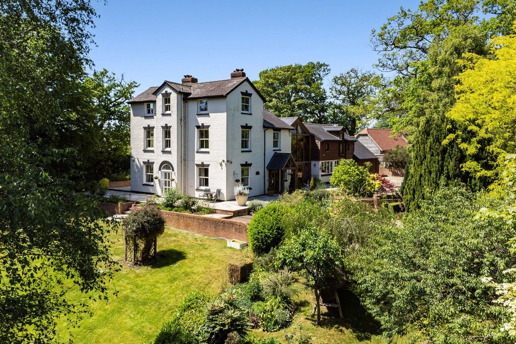 5 bed detached house for saleSteventon, Basingstoke, Hampshire RG25