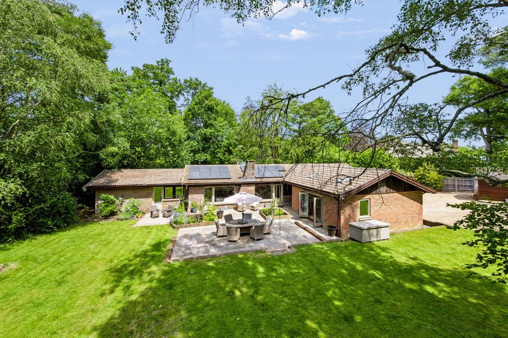 Property photo 1 of 19
