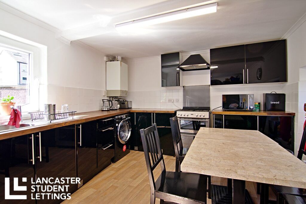 Property photo 3 of 7 Property Photo