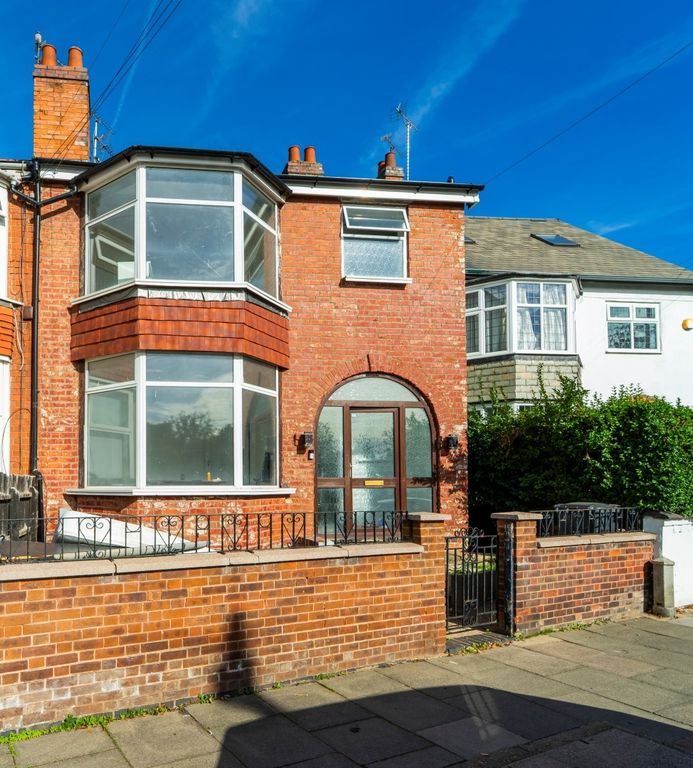 Property photo 1 of 34