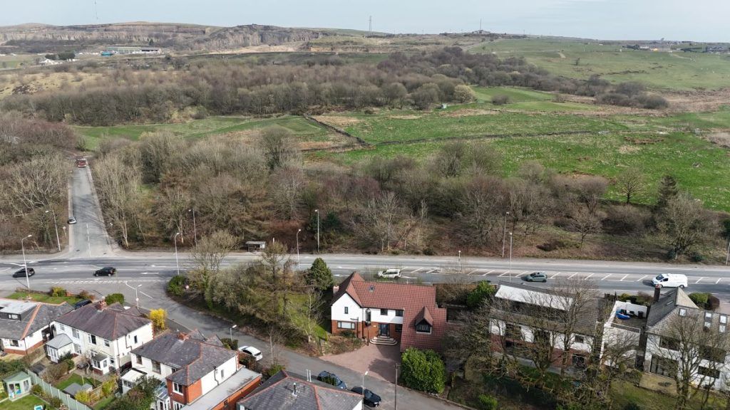 Property photo 2 of 58 2