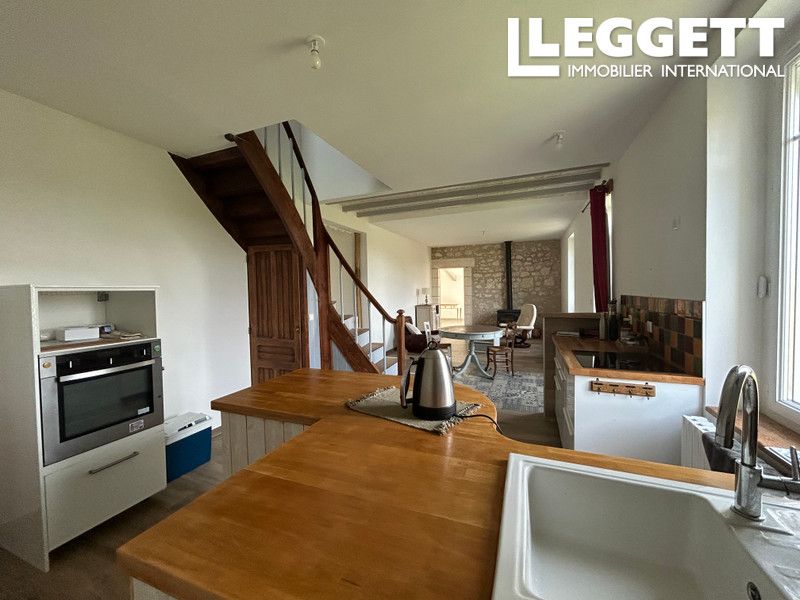 Property photo 2 of 10