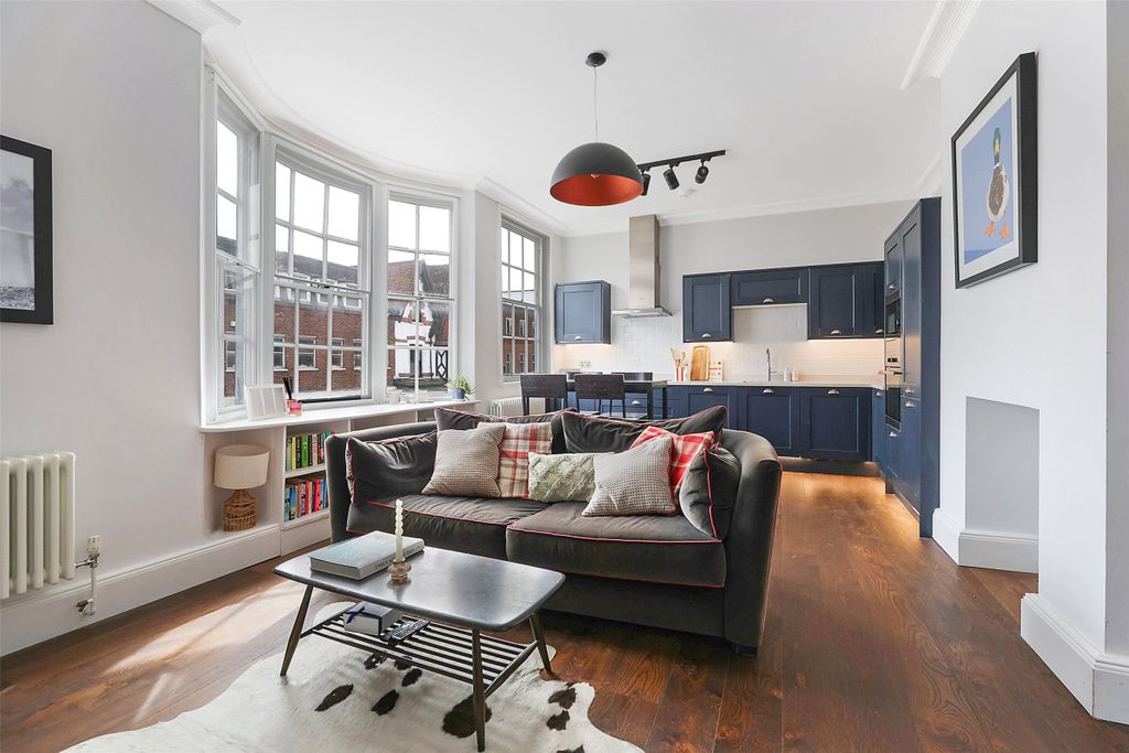 Property photo 2 of 17 Picture No. 06