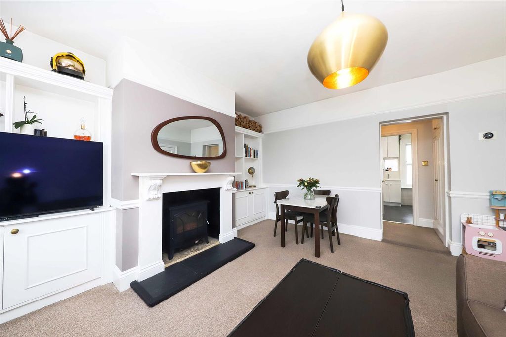 Property photo 3 of 15 Living Room