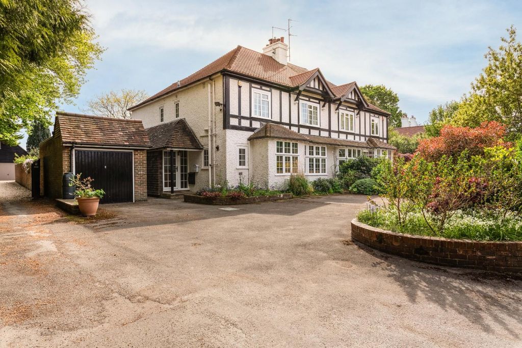 Property photo 1 of 29 East Park House-28.Jpg