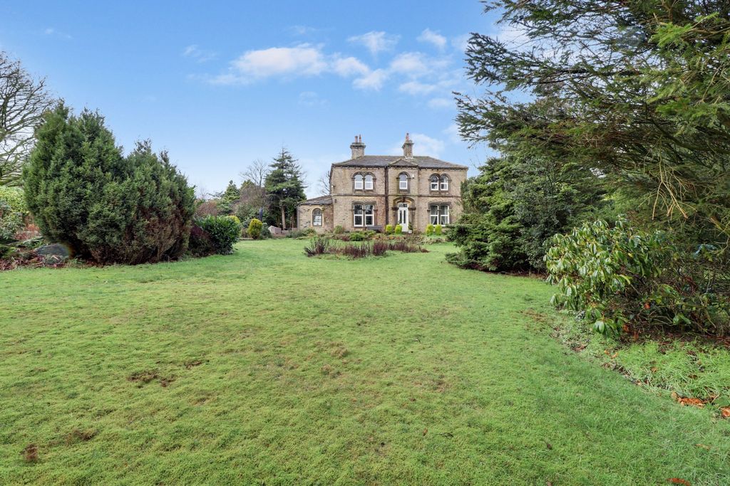 Property photo 1 of 37 Front