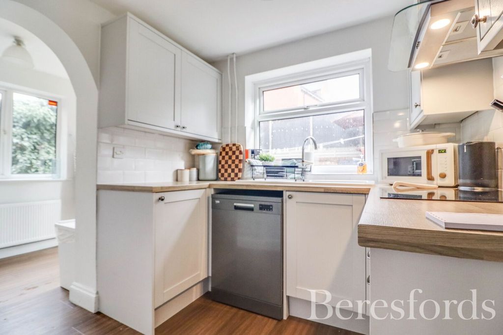 Property photo 3 of 15 Picture No. 22