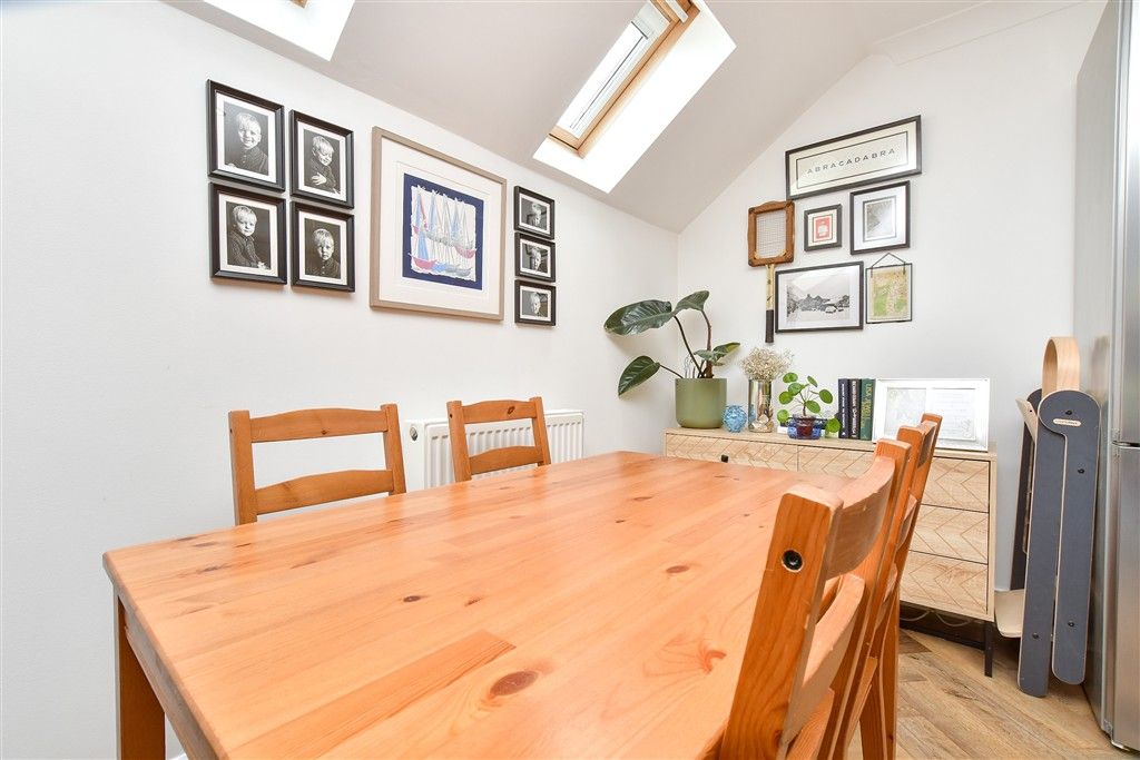 Property photo 3 of 25 Kitchen / Lounge / Diner