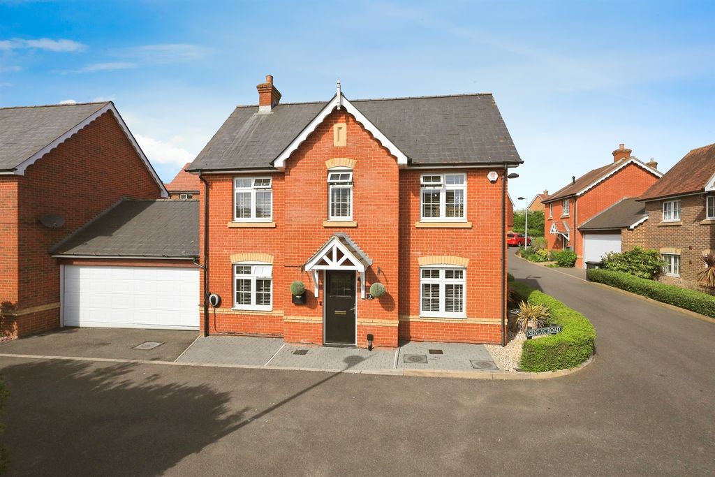Property photo 1 of 17