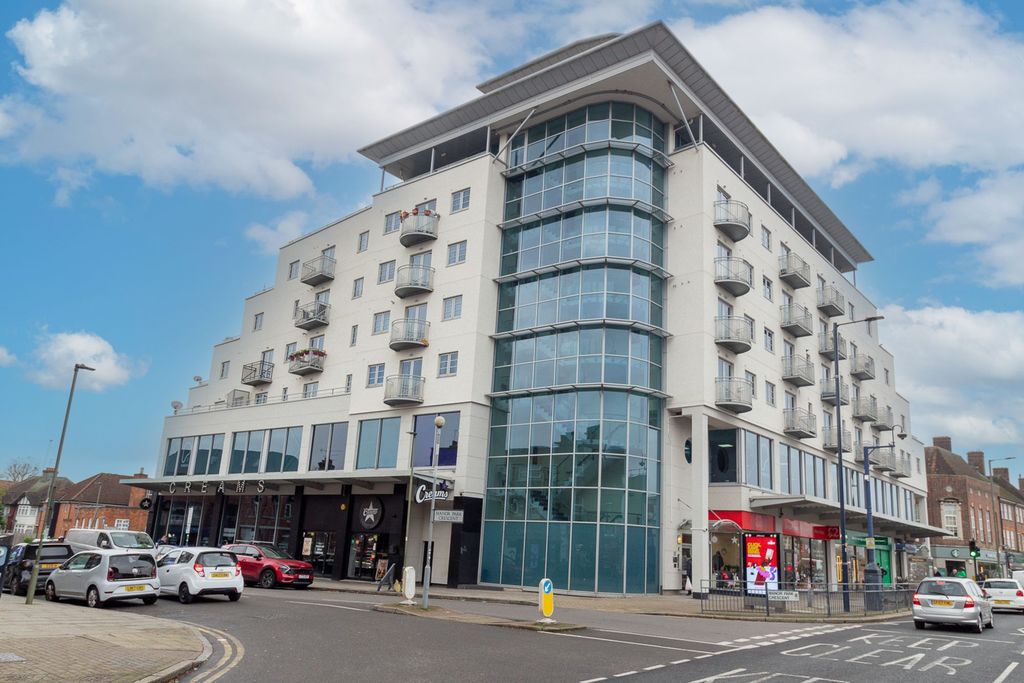 Property photo 3 of 10