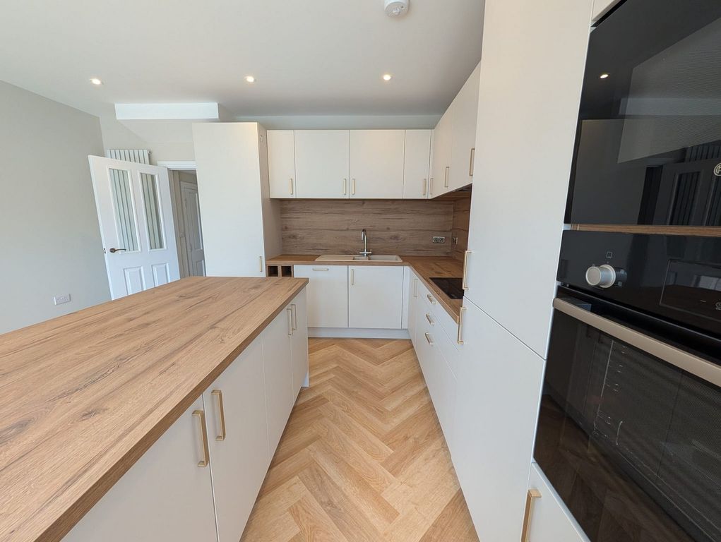 Property photo 3 of 21 Not Specified