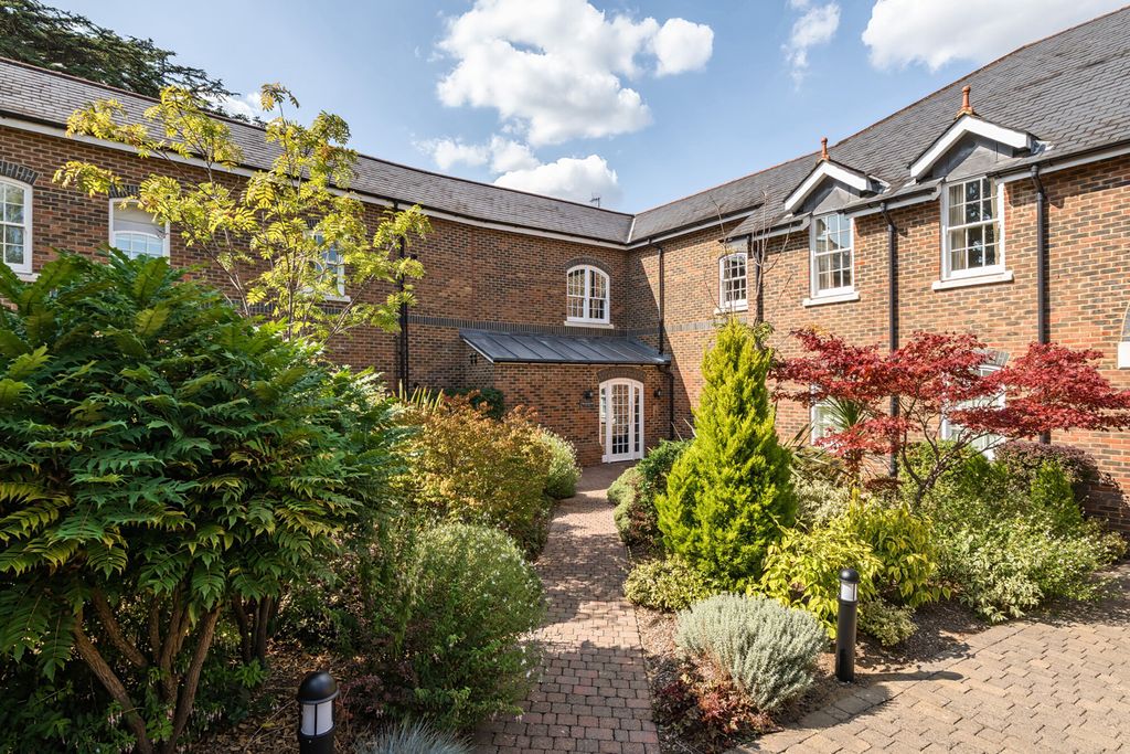 Property photo 2 of 30 External
