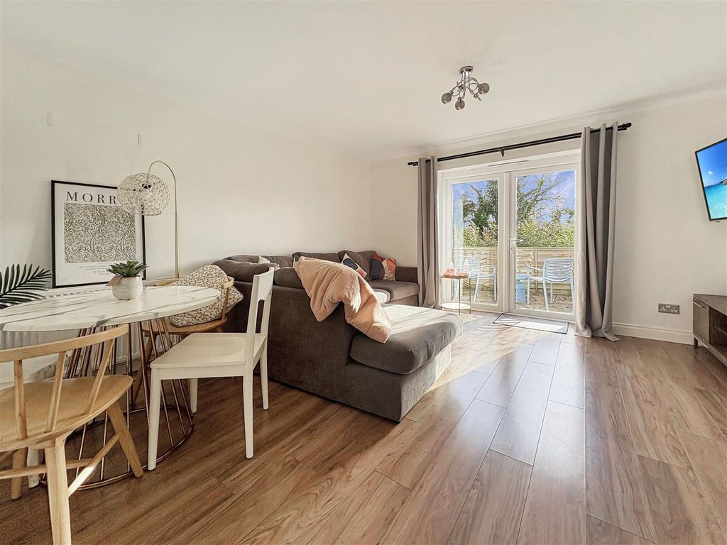 Property photo 2 of 13 1A7F61d1Fabc58B91B663d18E119c641c2c819Ae - Copy -