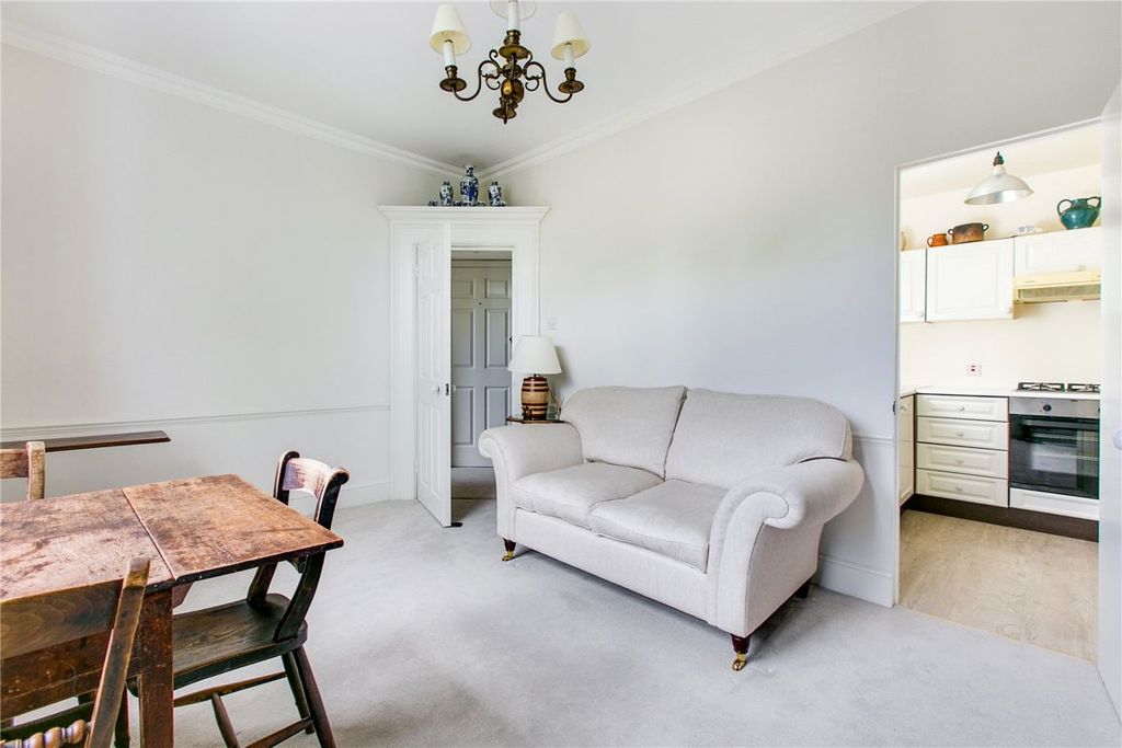 Property photo 3 of 4