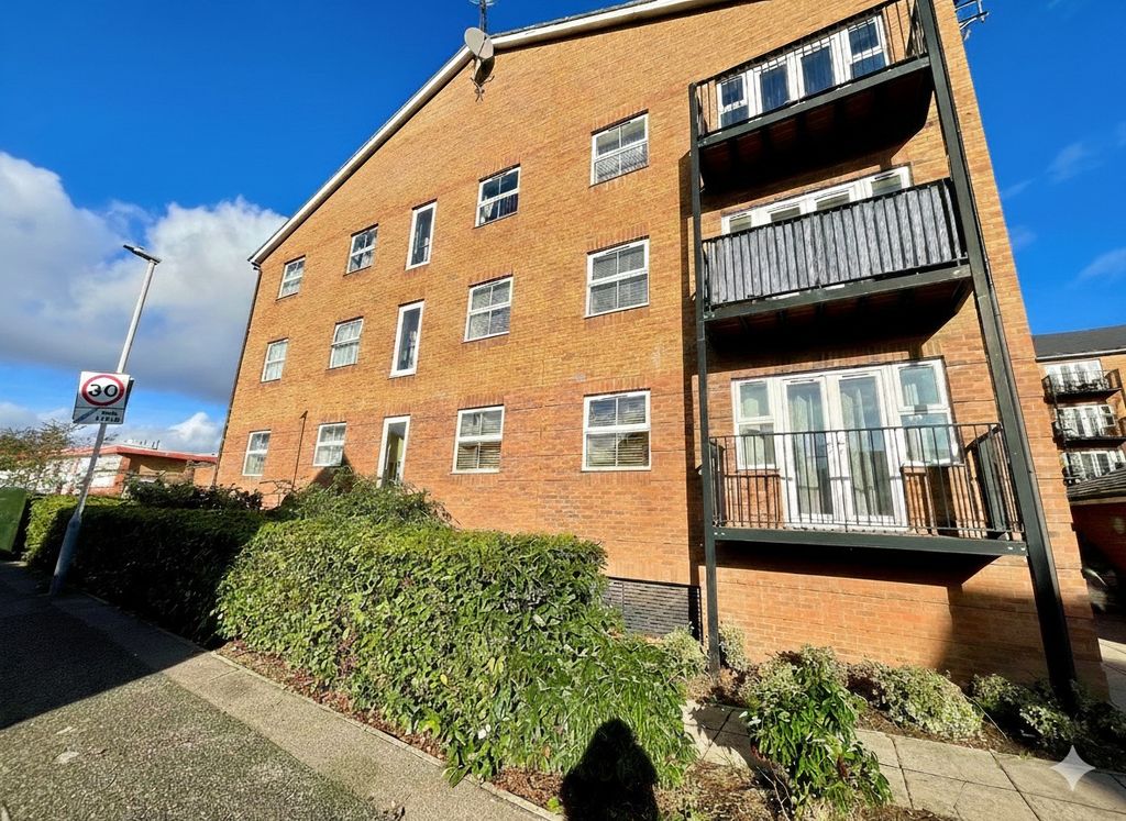 Property photo 1 of 7 4809601