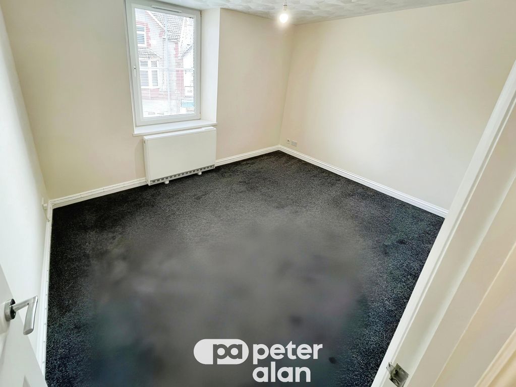 Property photo 2 of 6 Image