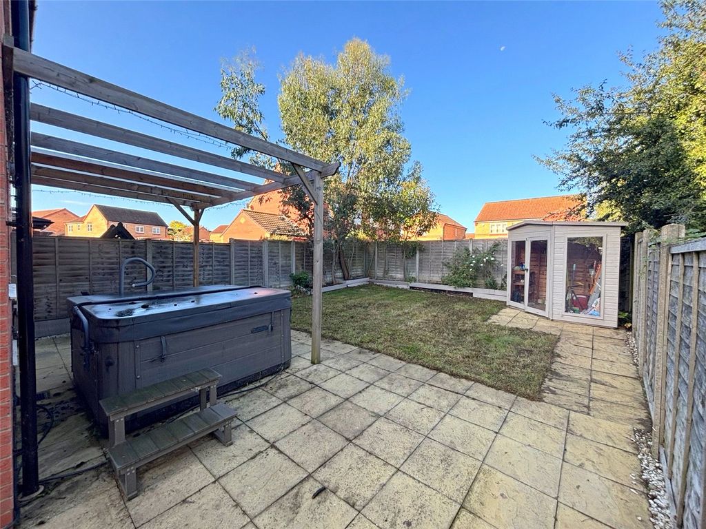 Property photo 3 of 11 Picture No. 06