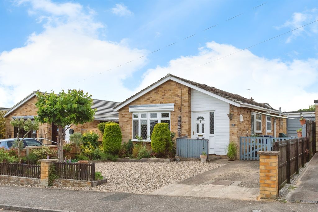 Property photo 1 of 17