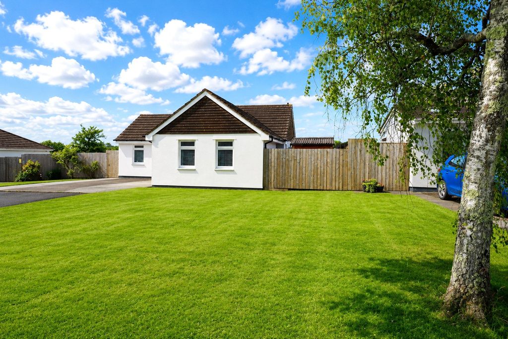 Property photo 1 of 22 1 - Picture No. 08