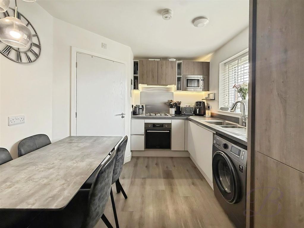 Property photo 3 of 17 8Aafcf4d-6W57Wzbrrumjrqaskmoitw.Jpg