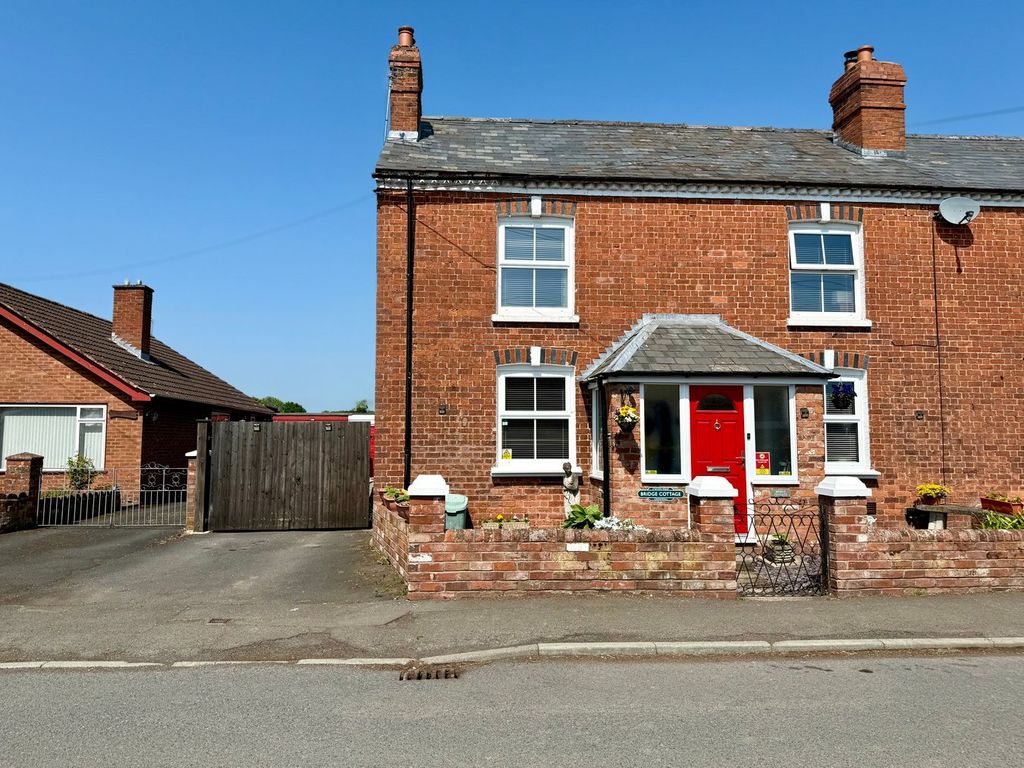 Property photo 1 of 33