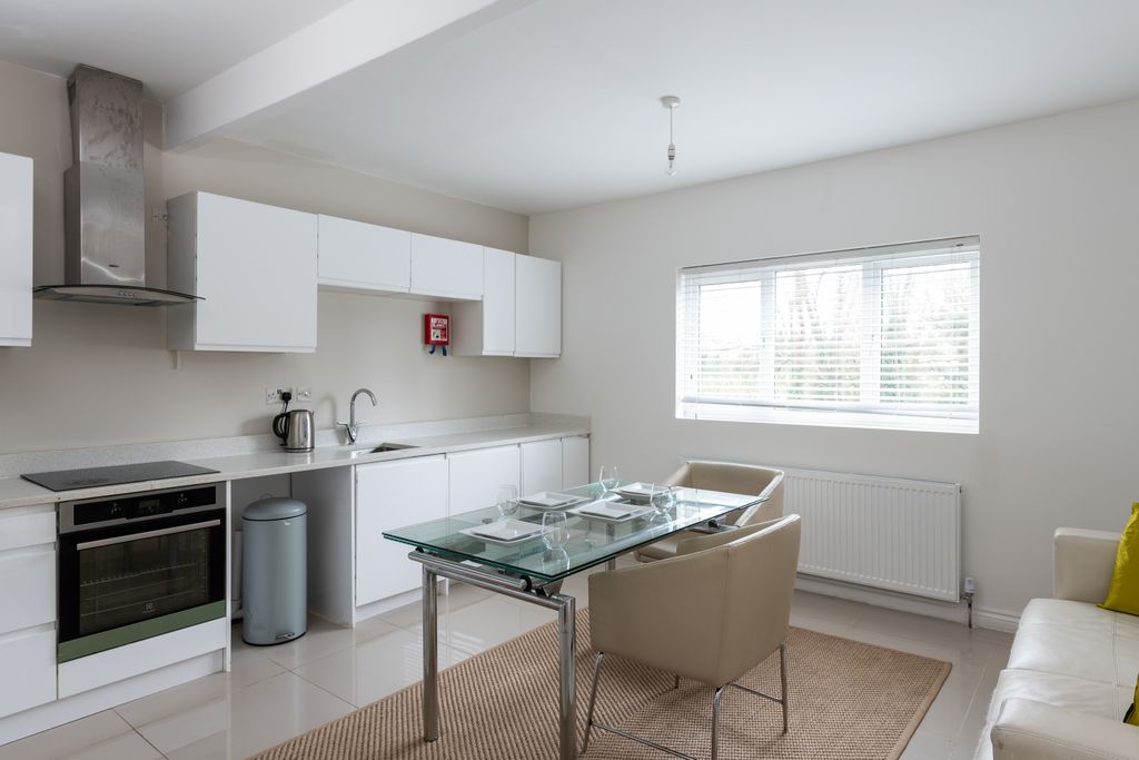 Property photo 3 of 9 Dean_Frost_Photography-33