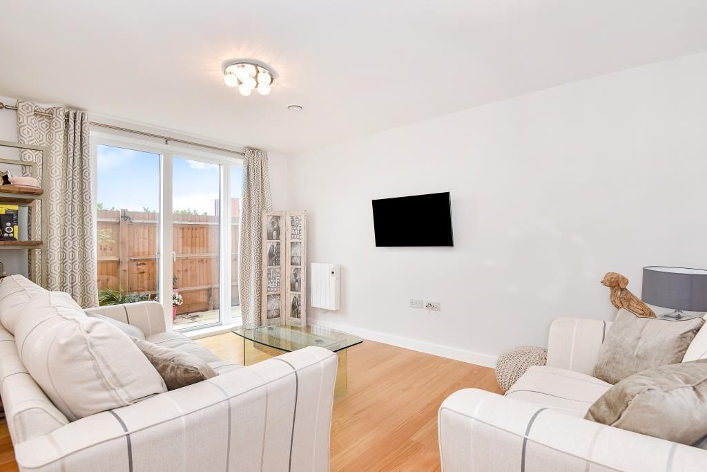 Property photo 3 of 10 Living Area