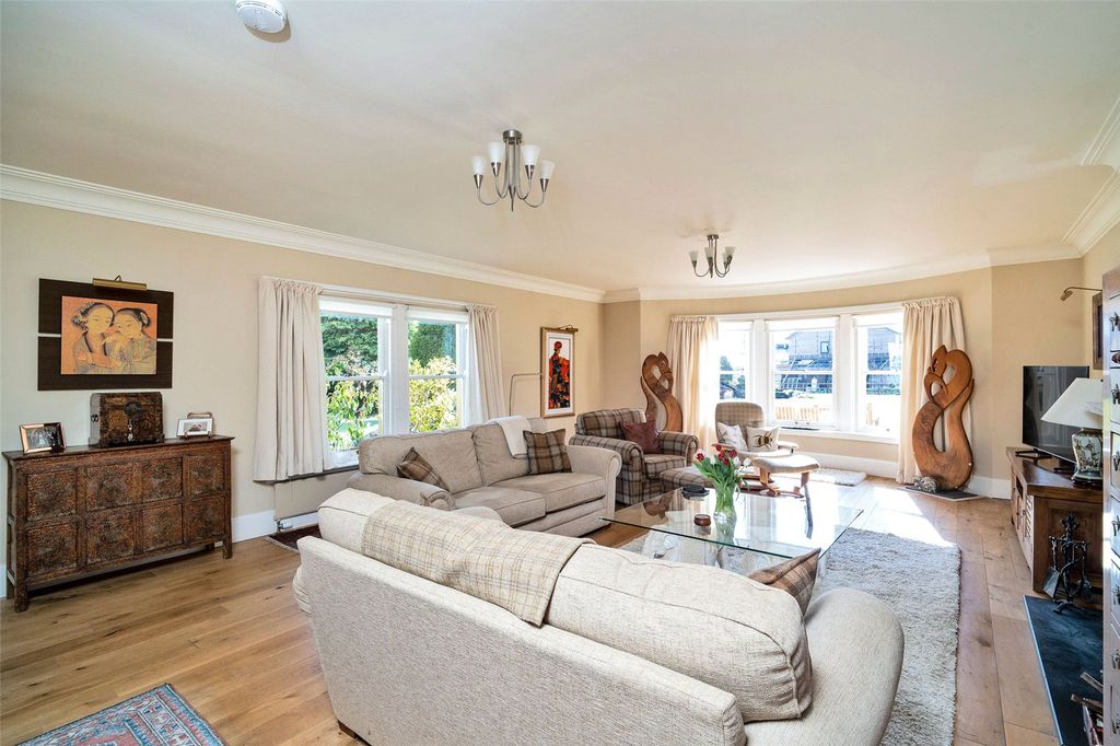 Property photo 3 of 62 Sitting Room