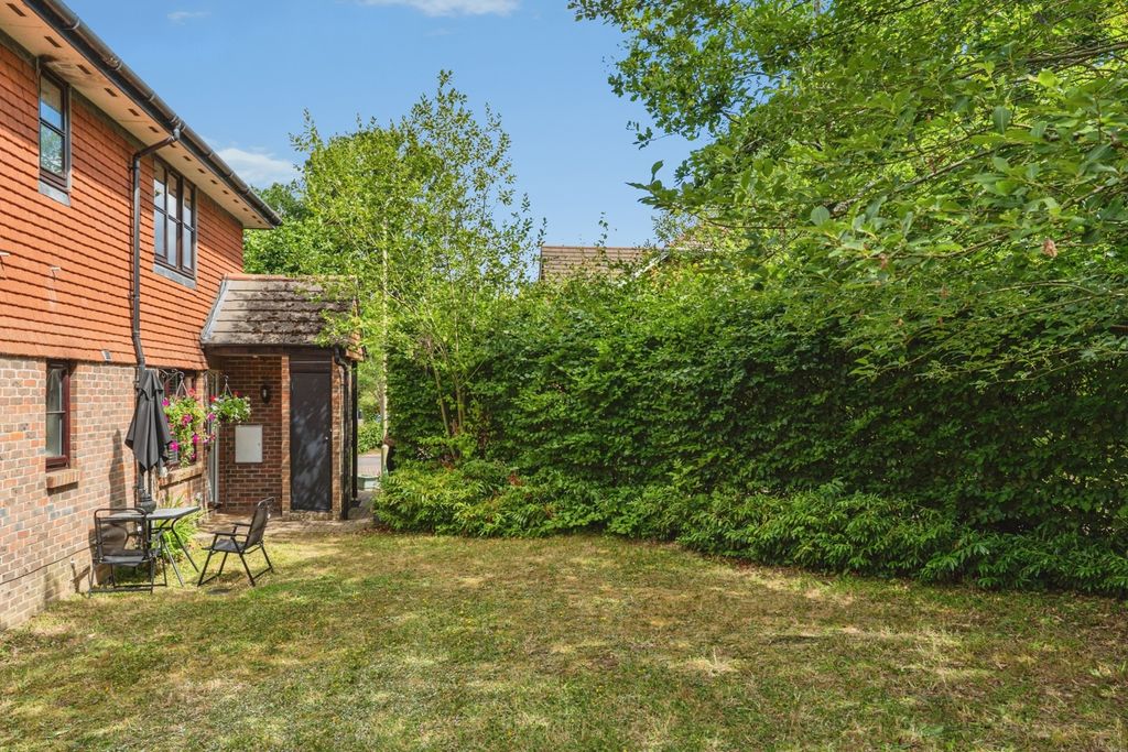 Property photo 3 of 20 Pbox-Img.Jpg