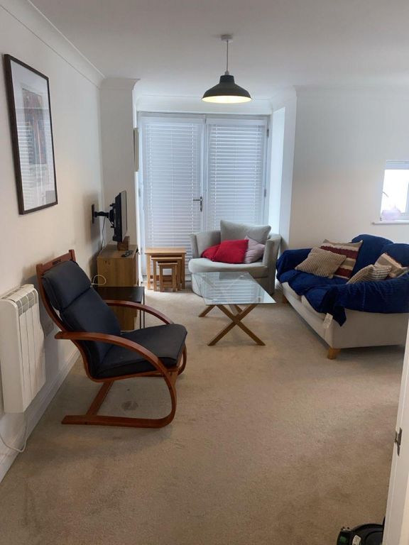 Property photo 2 of 9