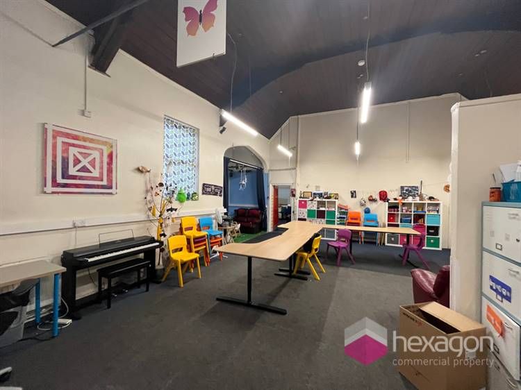 Property photo 3 of 5