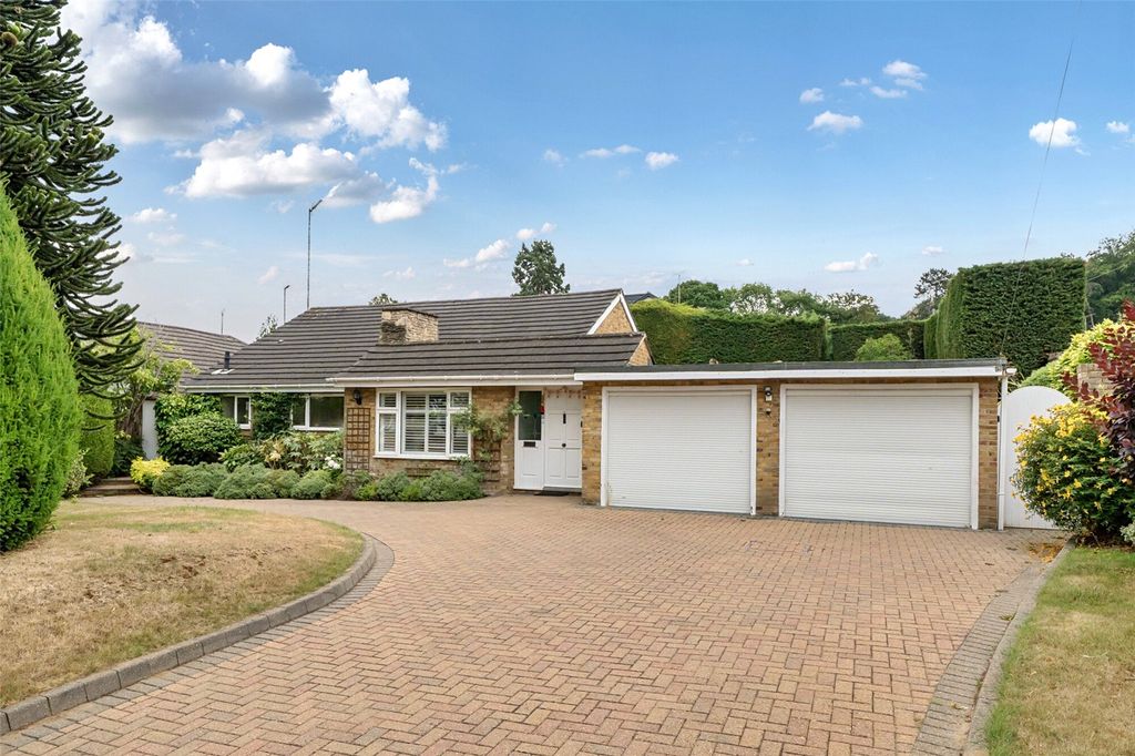 Property photo 1 of 18 External