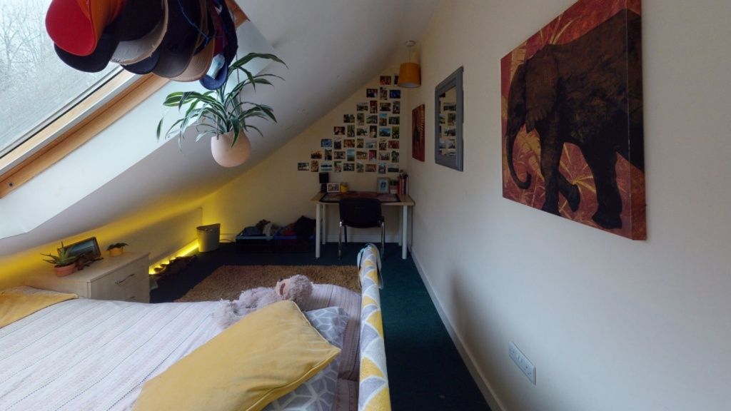 Property photo 1 of 14 Bright And Cozy Master Bedroom Featuring A Comfort...
