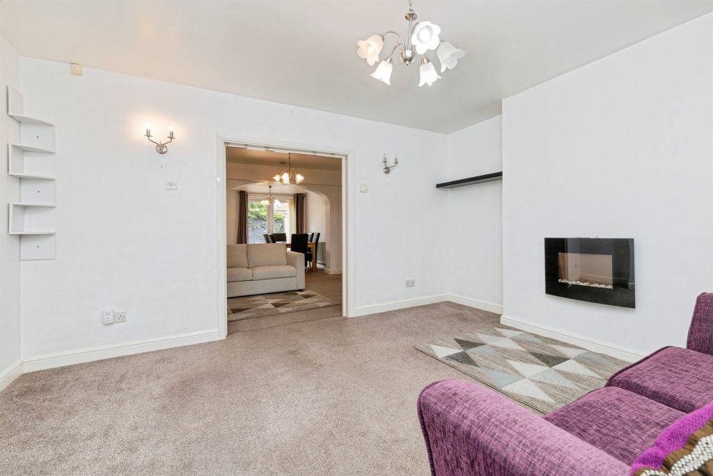 Property photo 3 of 15