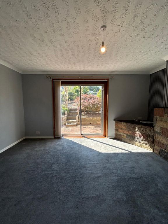 Additional image 5 of 3 bed semi-detached house to rentGlenartney Terrace, Craigie, Perth PH2