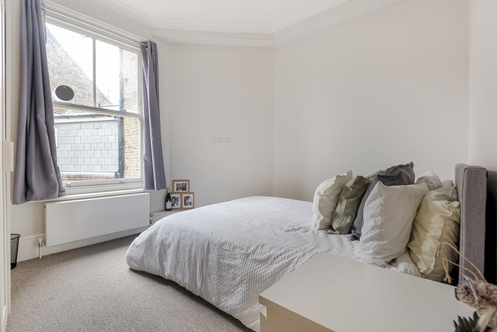 Property photo 3 of 7 571233 (4)