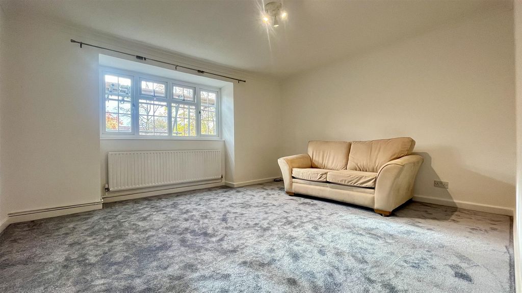 Property photo 2 of 12 Img_E5937.Jpg