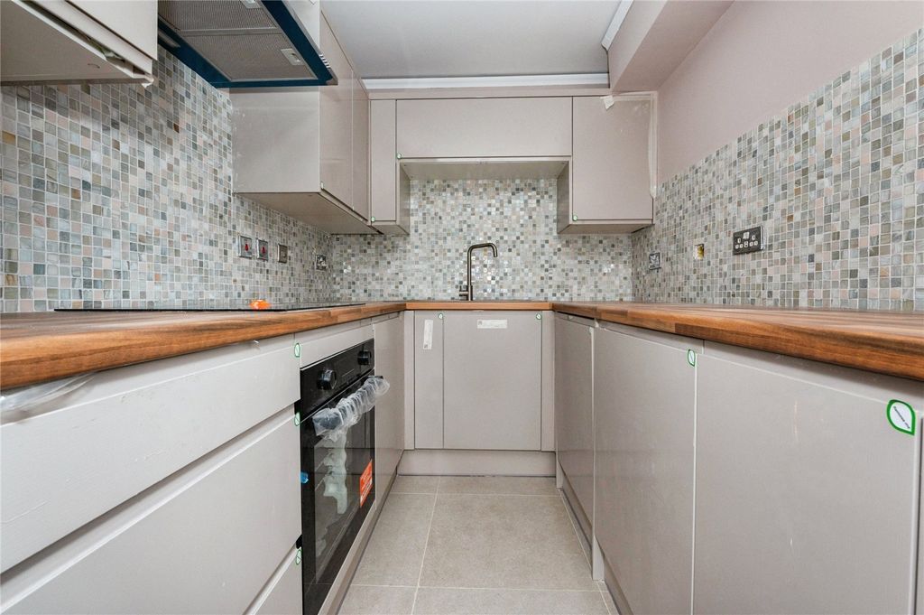 Property photo 3 of 12 Picture No. 41